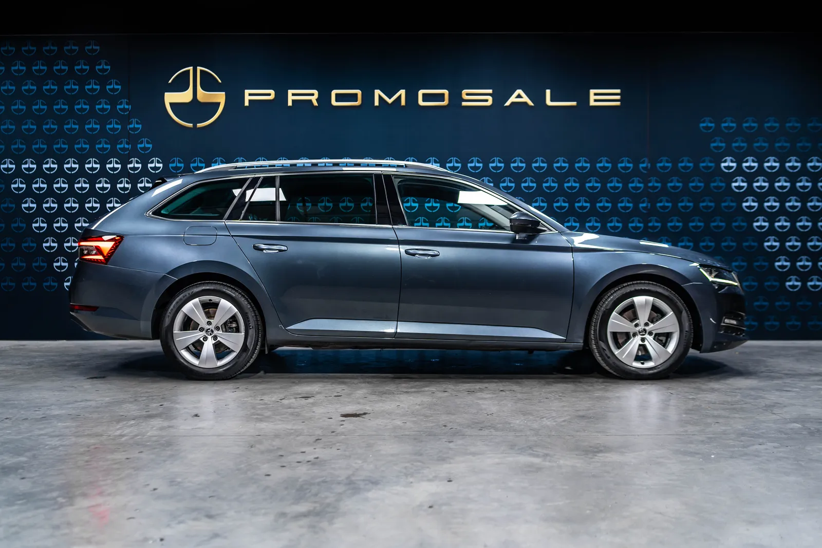 Skoda Superb Combi 2.0TDI 4X4 DSG *LED* – снимка 6