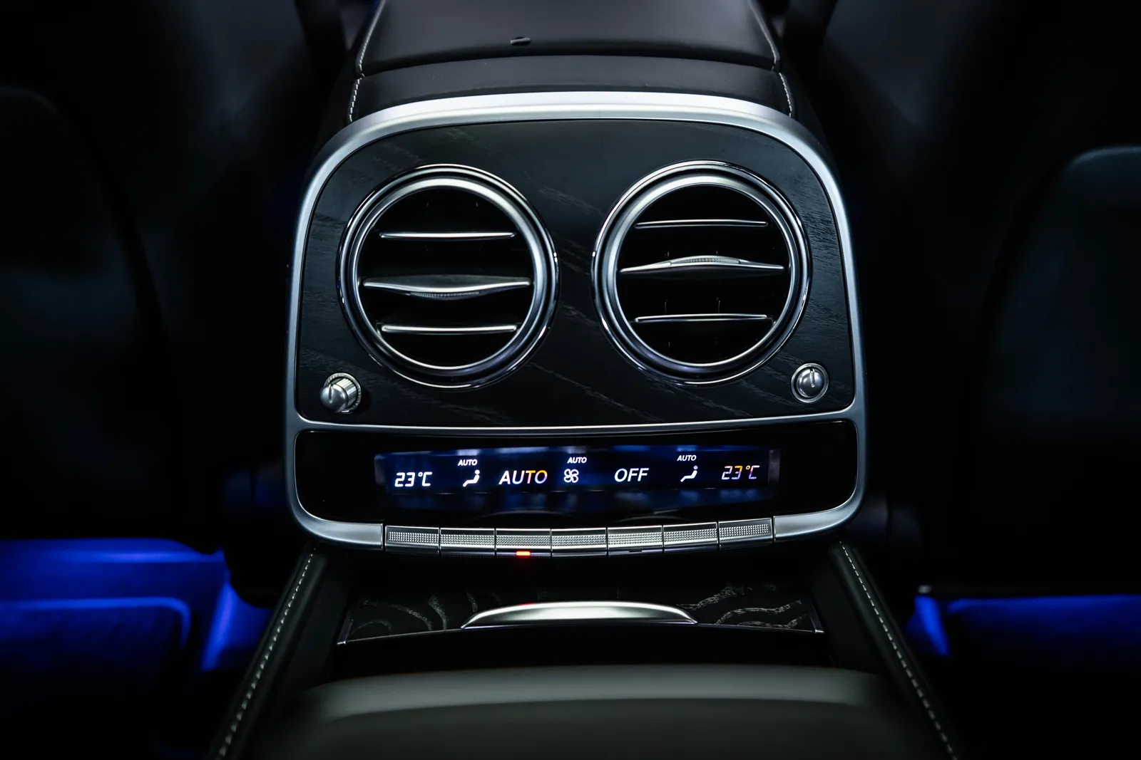 Mercedes-Benz S 63 AMG Carbon*Burmester*360*TV – снимка 14
