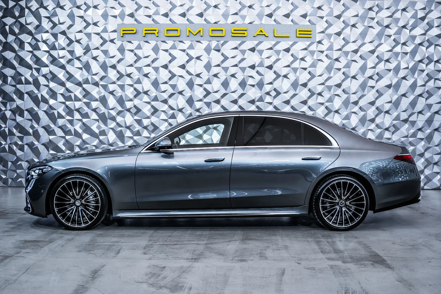 Mercedes-Benz S 400 d L 4M AMG+Pano+DIGITAL-L+Burmester3D+21 – снимка 3