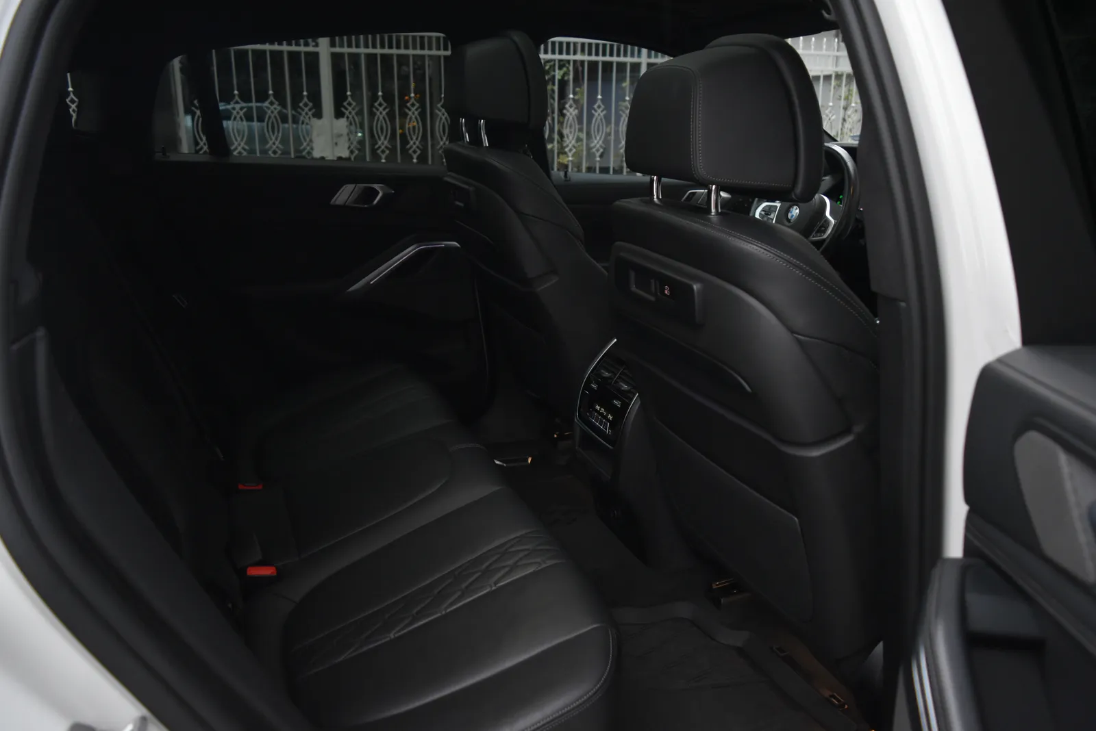BMW X6 M50d Xdrive*Msport*Pano*Individual*H/K – снимка 13