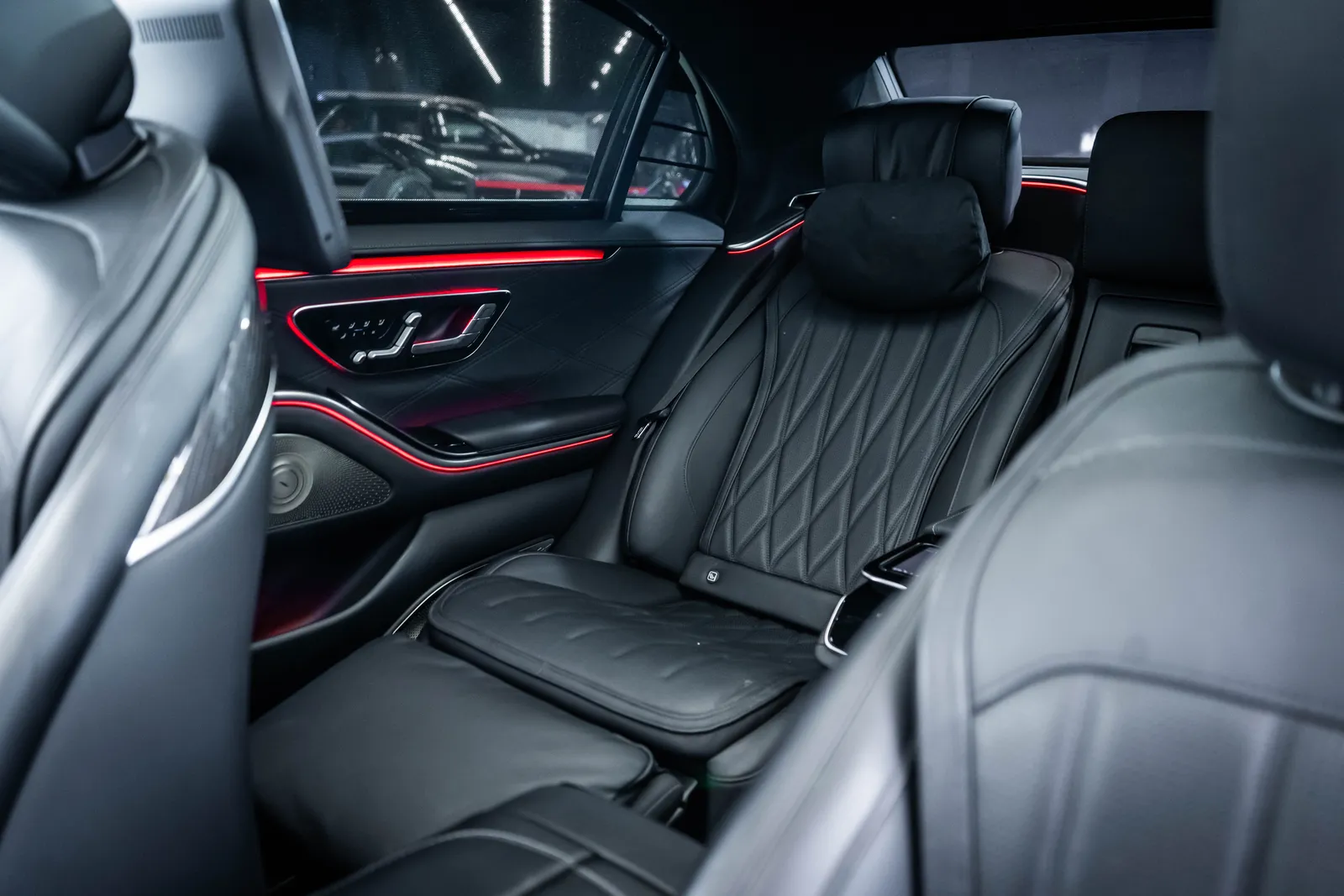 Mercedes-Benz S 63 AMG L 4M+*Burm4D*Carbon*Монитори*Pano*FirstCl – снимка 16