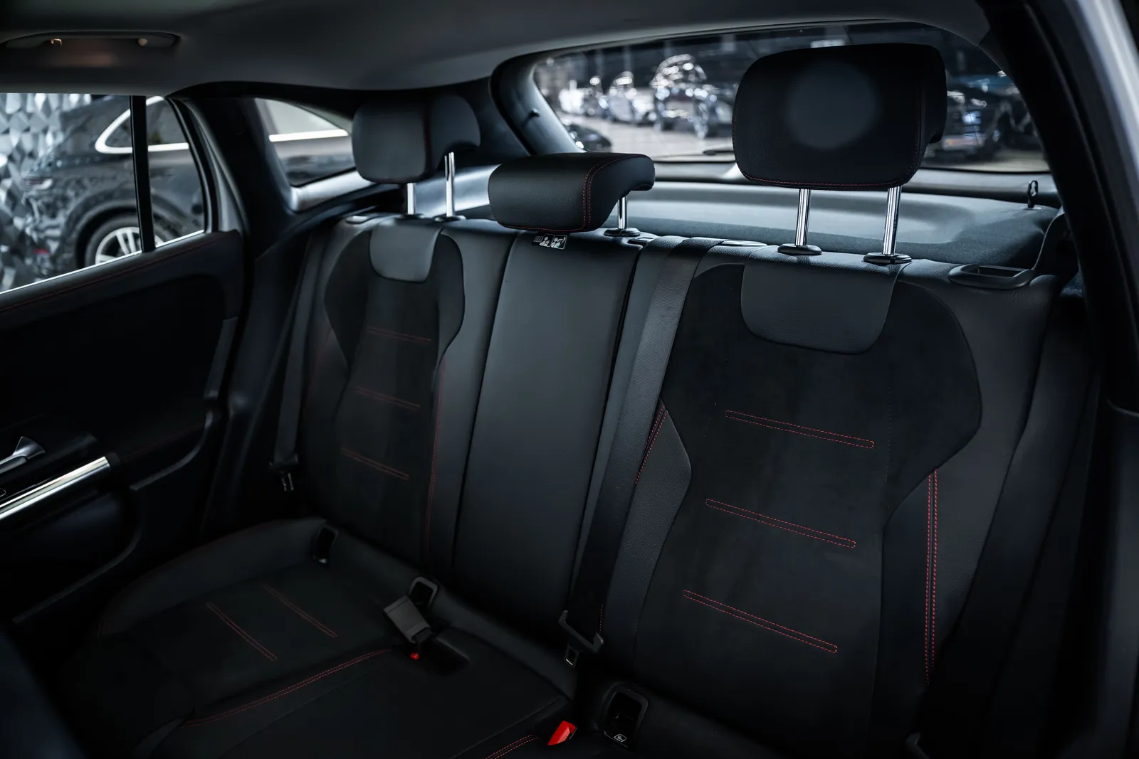 Mercedes-Benz GLA 220 d 4M AMG*Pano*Camera – снимка 16