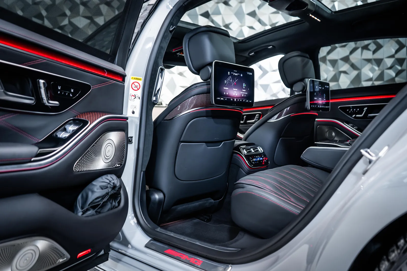 Mercedes-Benz S 63 AMG Edition 1*Carbon*Pano*Burmester – снимка 14
