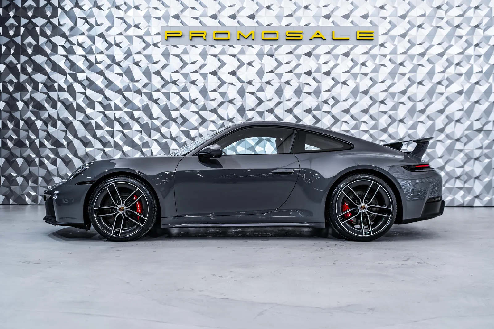Porsche 911 Carrera 4 GTS*Aerokit*Lift* – снимка 3