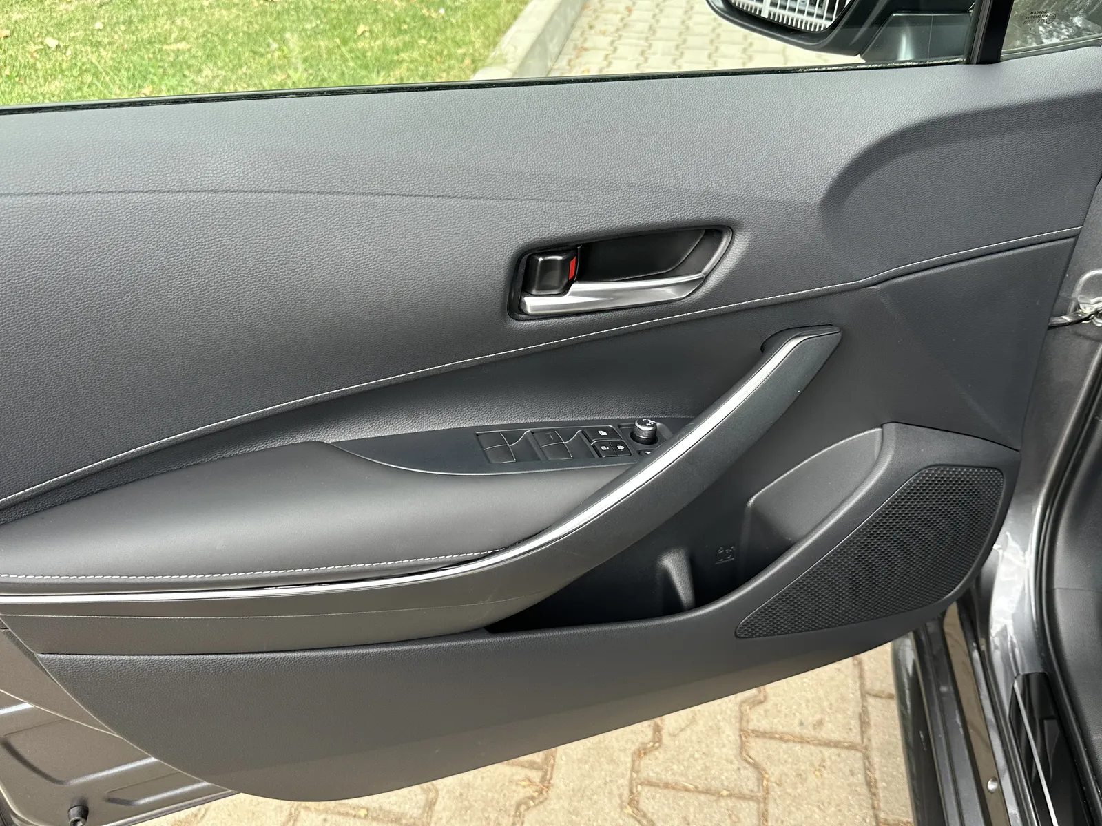 Toyota Corolla Touring – снимка 14