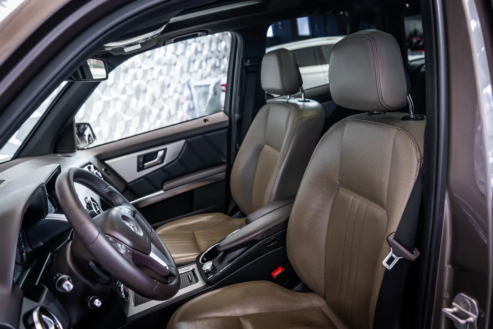 Mercedes-Benz GLK 350 4M AMG – снимка 13