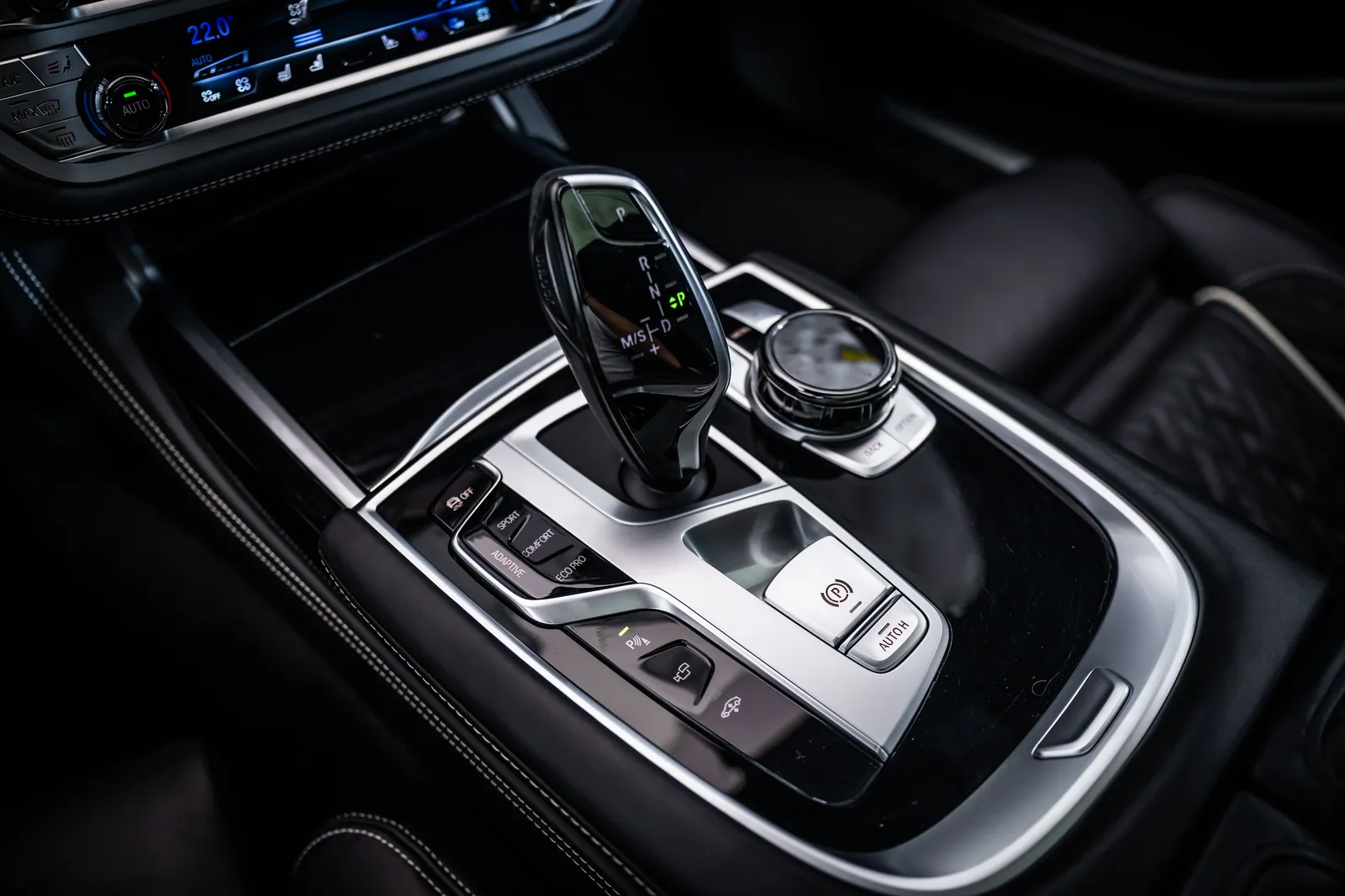 BMW 750 i xDrive *Individual*Msport*B&W*360 – снимка 10