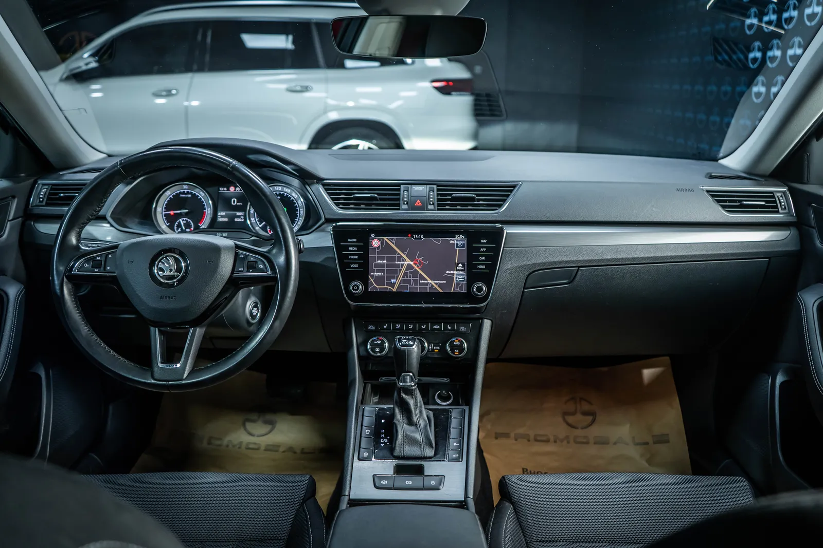 Skoda Superb Combi 2.0TDI 4X4 DSG *LED* – снимка 11