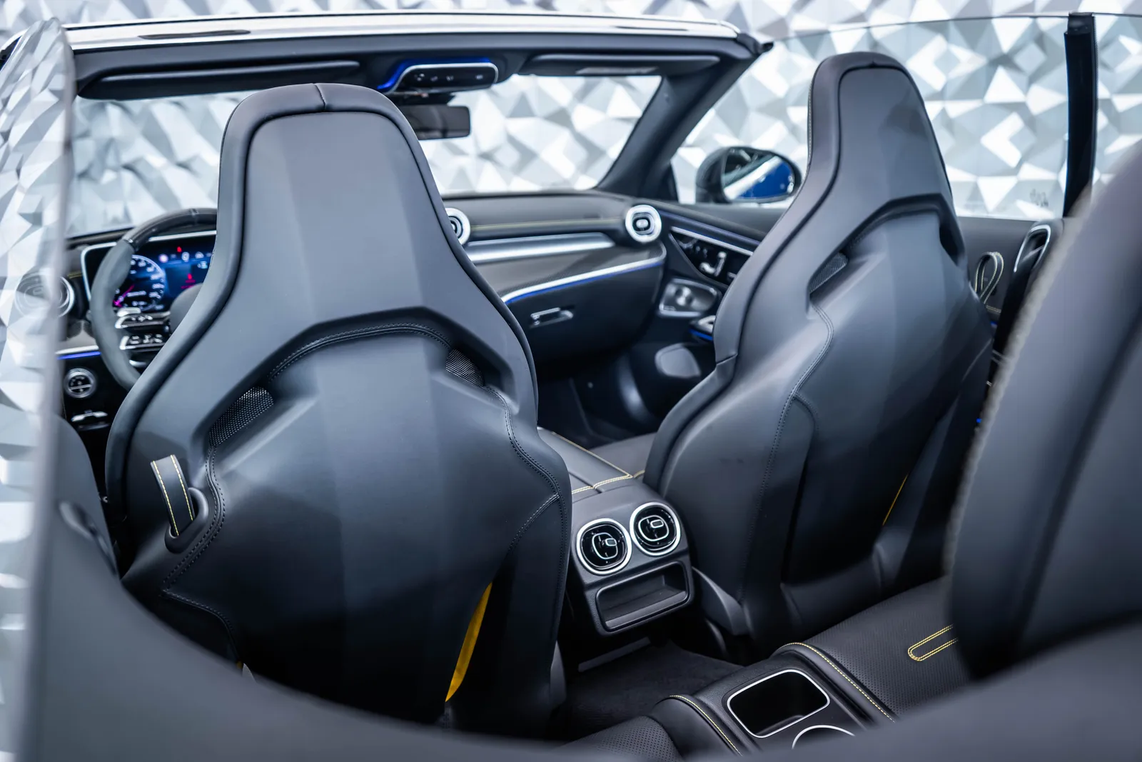 Mercedes-Benz CLE 53 AMG 4M+ Burmester*Carbon – снимка 14