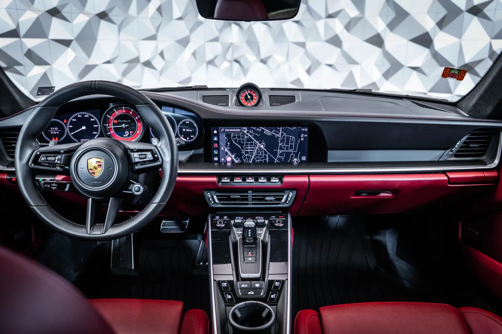 Porsche 911 Turbo S*Lift*SportChrono*Pano*Bose – снимка 11
