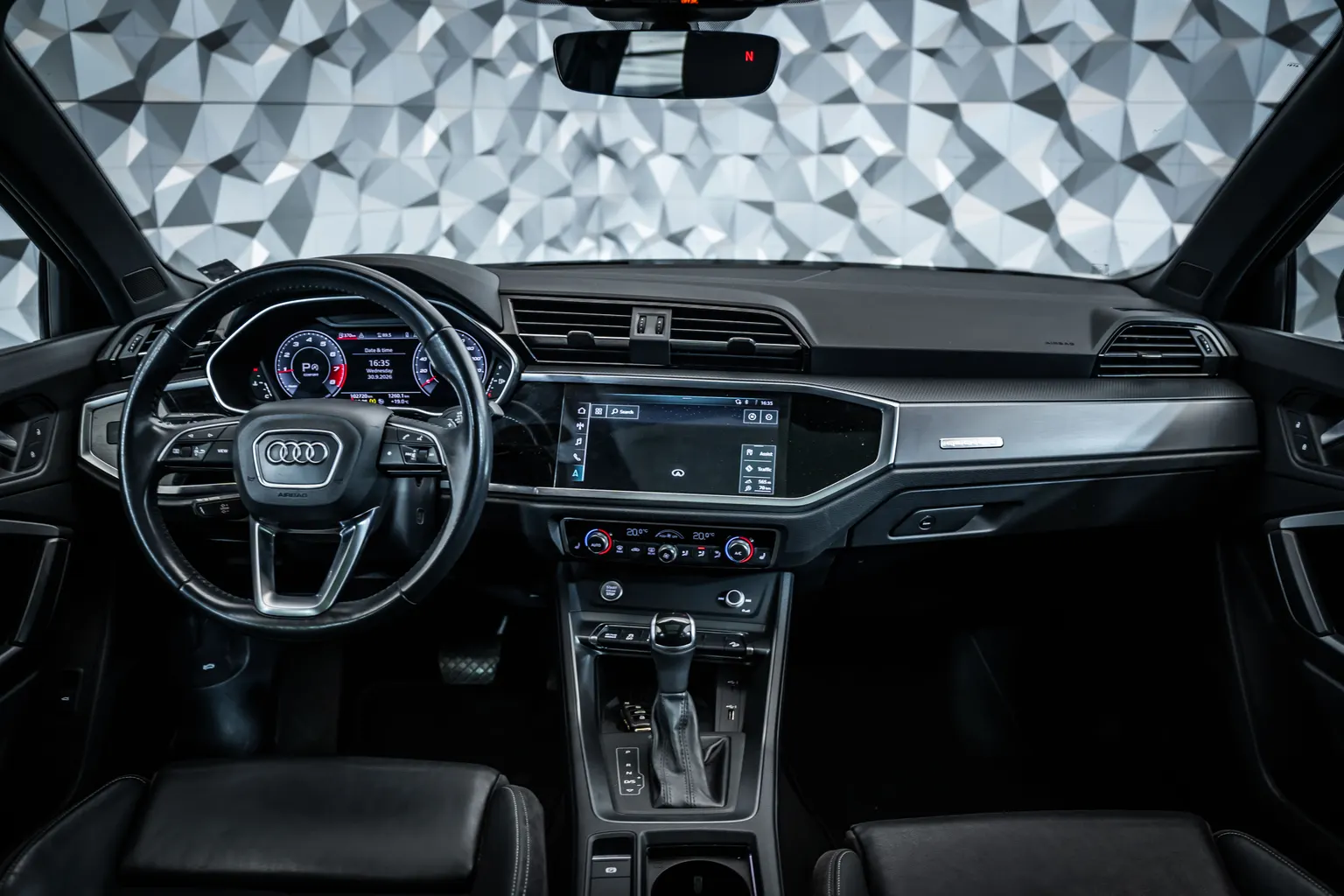 Audi Q3 2.0 TFSI Quattro*Pano*Camera – снимка 17