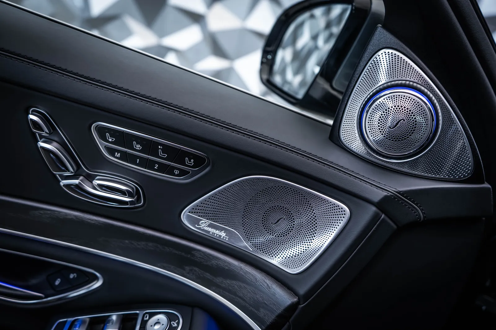 Mercedes-Benz S 63 AMG Carbon*Burmester*360*TV – снимка 19