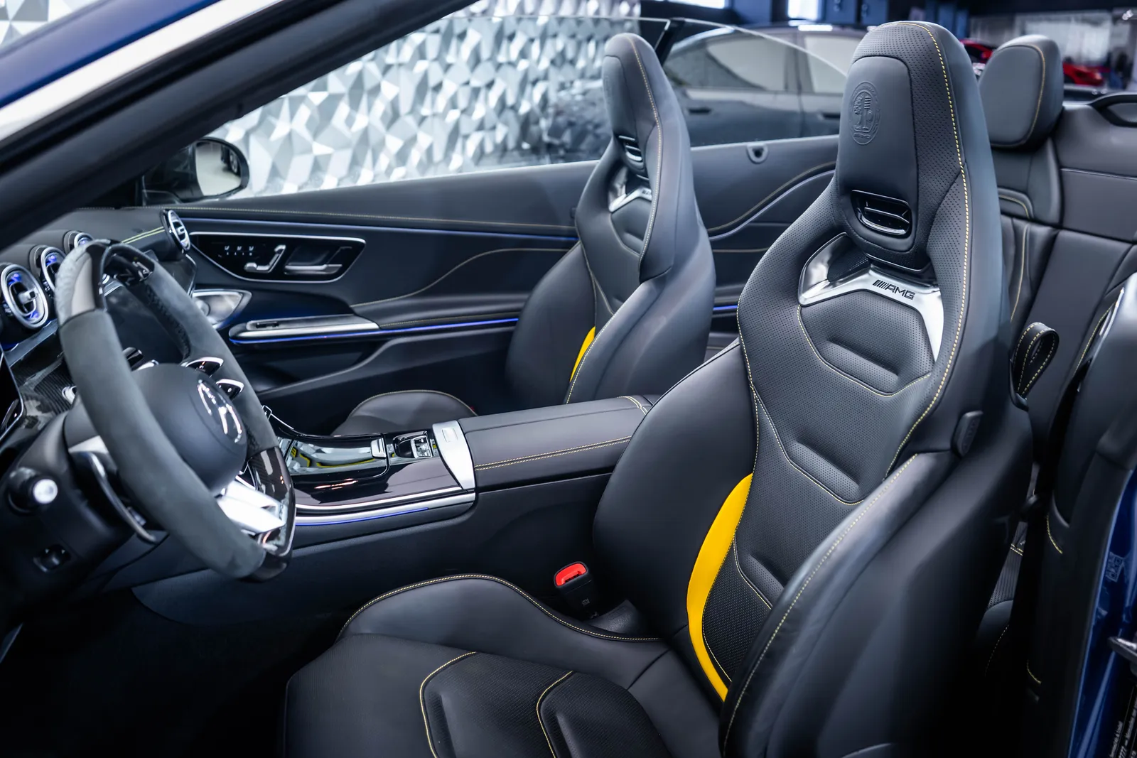 Mercedes-Benz CLE 53 AMG 4M+ Burmester*Carbon – снимка 12