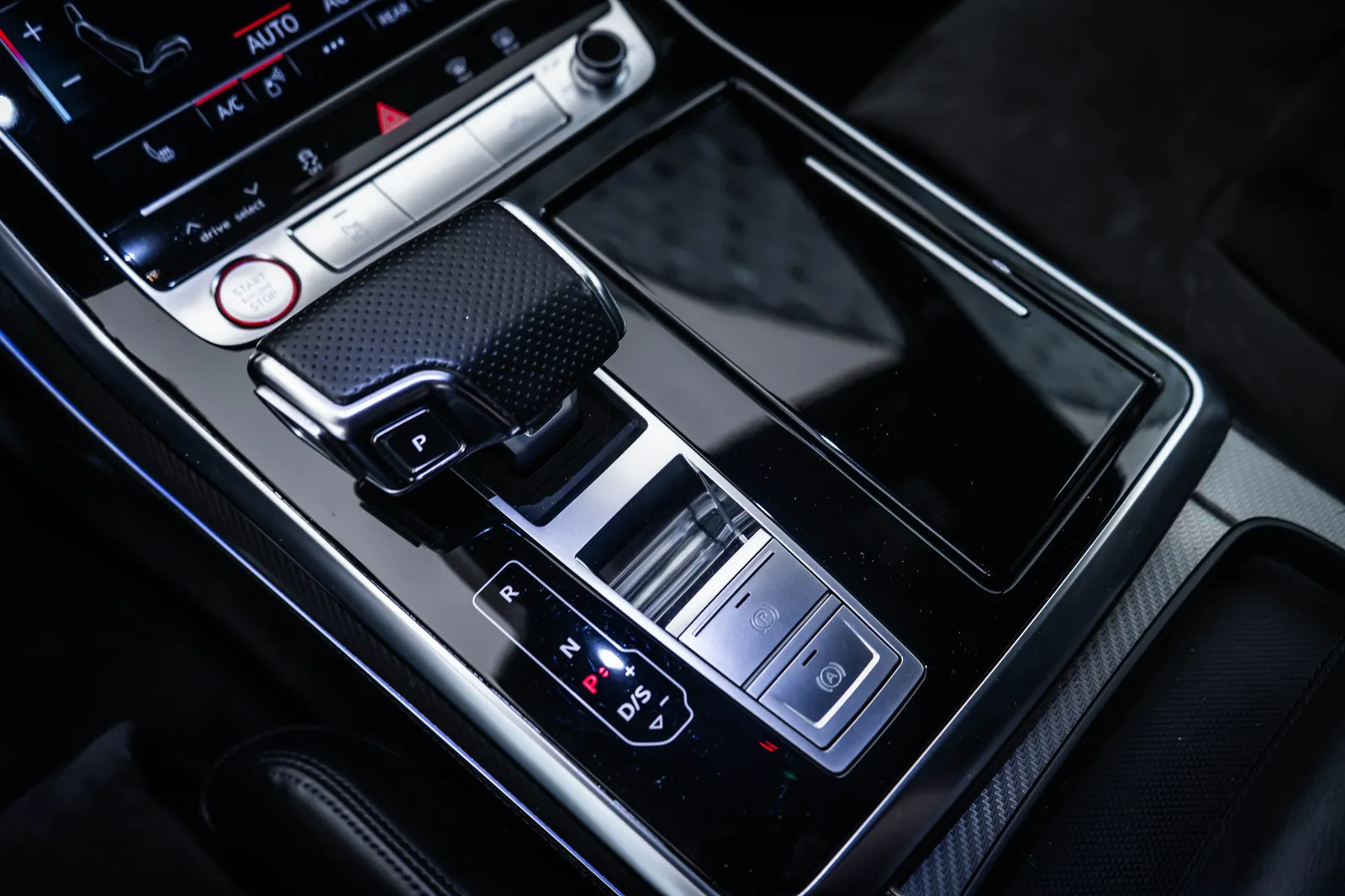 Audi RSQ8 Quattro*Carbon*Matrix*B&O – снимка 9