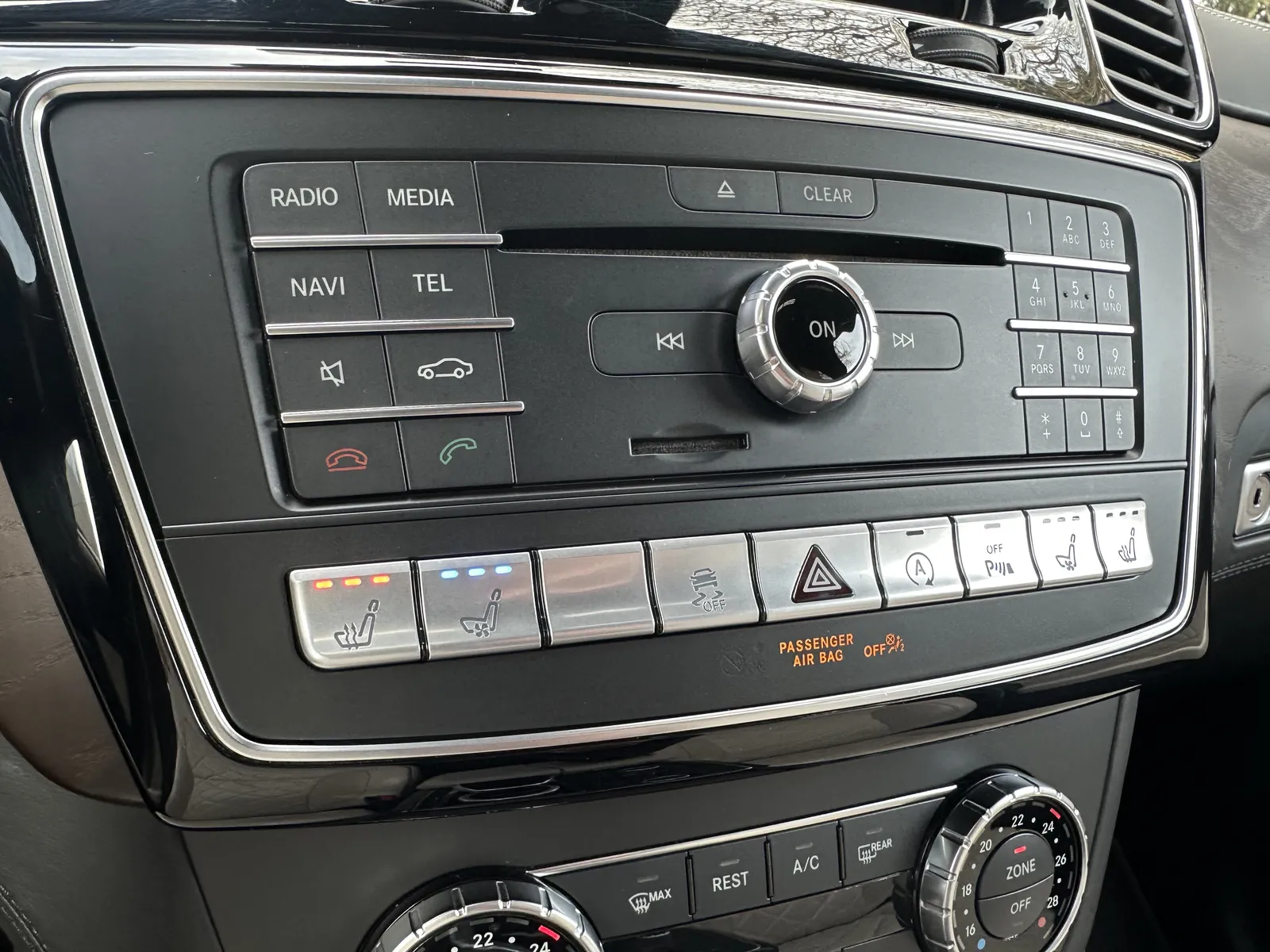 Mercedes-Benz GLE 350 d 4M*AMG*Designo*Night*OffRoad*Alcantara*h/k*Air* – снимка 16