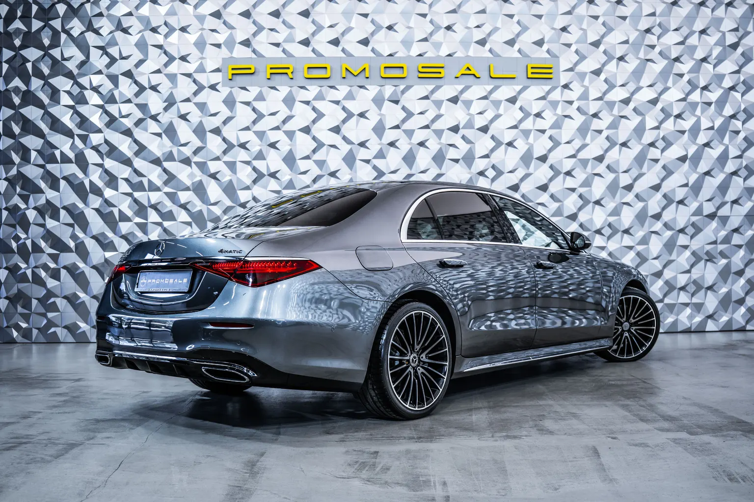 Mercedes-Benz S 400 d L 4M AMG+Pano+DIGITAL-L+Burmester3D+21 – снимка 4