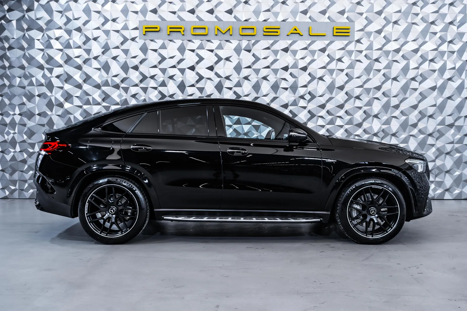 Mercedes-Benz GLE 53 4MATIC AMG Coupe*Burmester*Carbon*360*Night*MagicVis – снимка 6