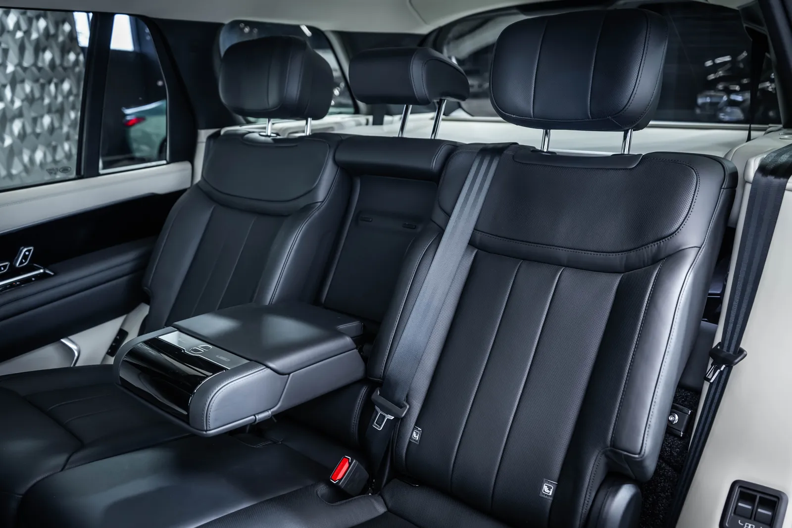 Land Rover Range rover AUTOBIOGRAPHY P530 LWB Pano*Meridian – снимка 16