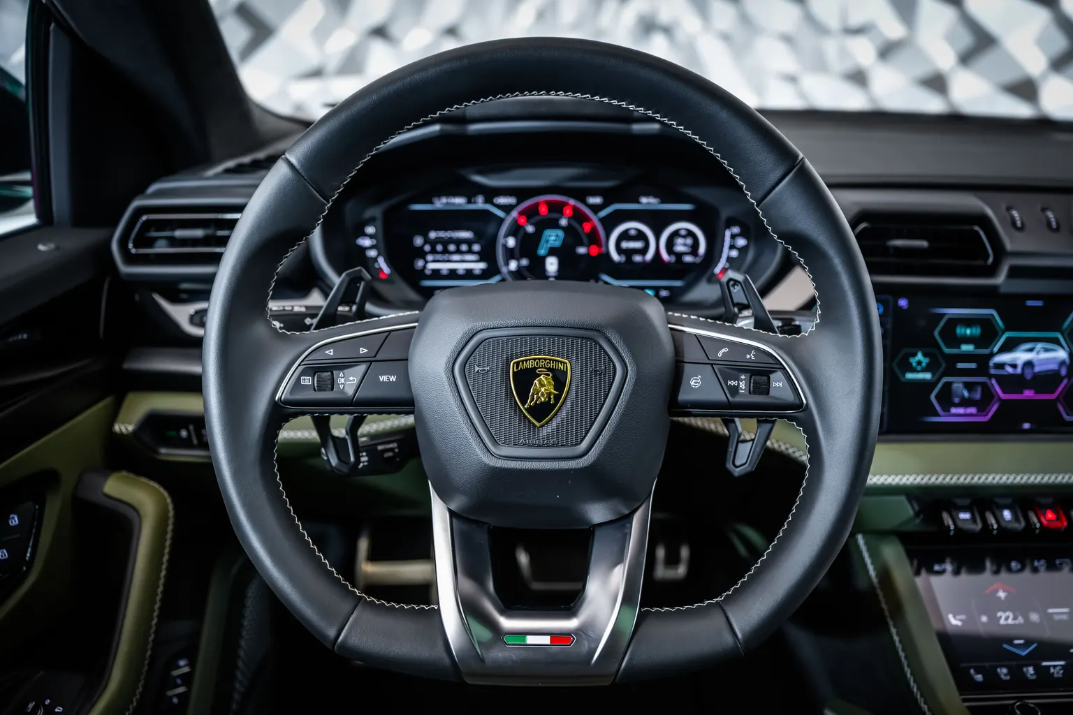 Lamborghini Urus SE B&O*Pano*360 – снимка 11