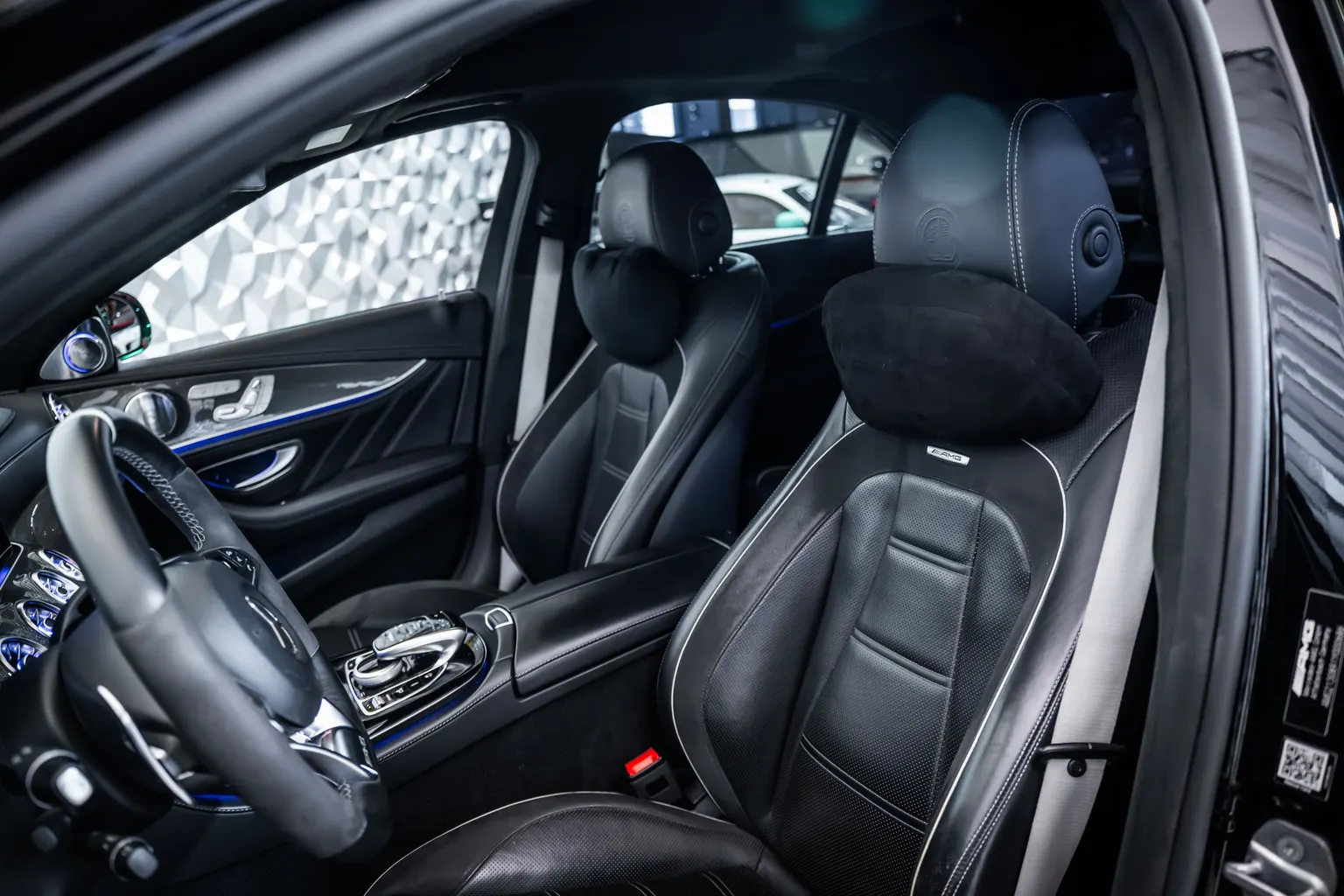 Mercedes-Benz E 63 AMG S 4M AMG*Pano*Burm – снимка 20