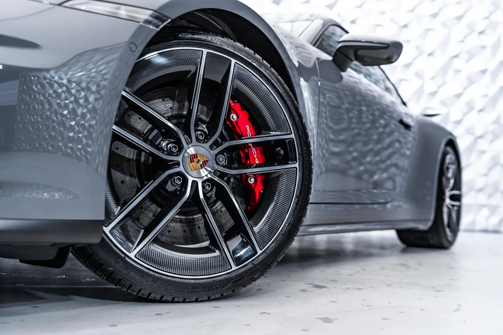Porsche 911 Carrera 4 GTS*Aerokit*Lift* – снимка 20