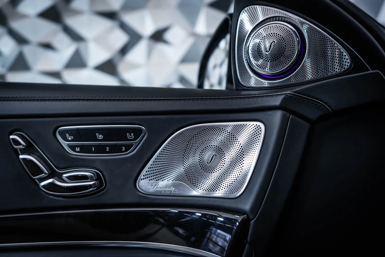 Mercedes-Benz S 560 4M AMG*Pano*Burmester – снимка 18