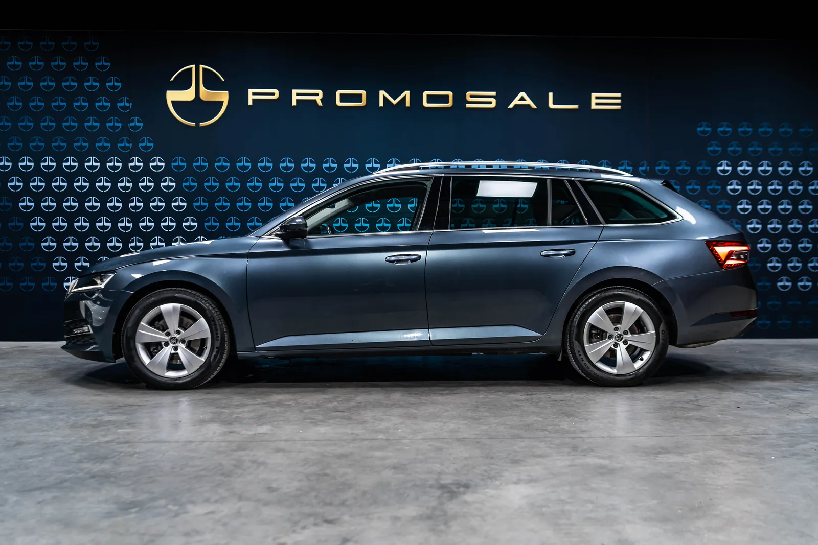 Skoda Superb Combi 2.0TDI 4X4 DSG *LED* – снимка 3