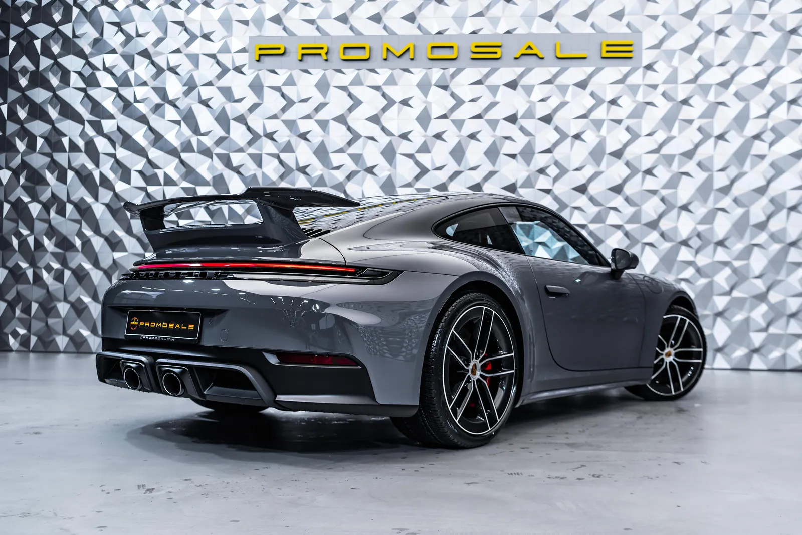 Porsche 911 Carrera 4 GTS*Aerokit*Lift* – снимка 4