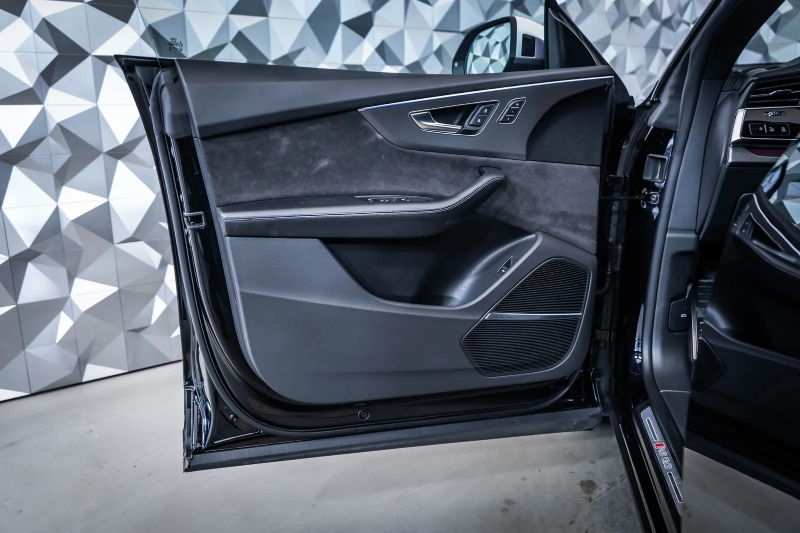 Audi RSQ8 Quattro*Carbon*Matrix*B&O – снимка 7
