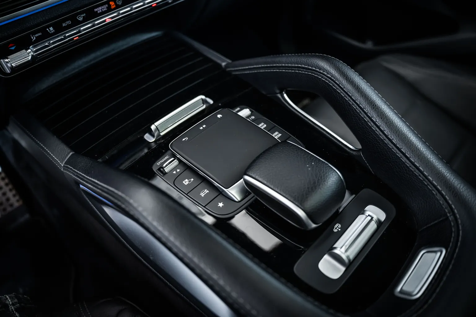 Mercedes-Benz GLE Coupe 450d 4M AMG*Night*Pano*Burm – снимка 9