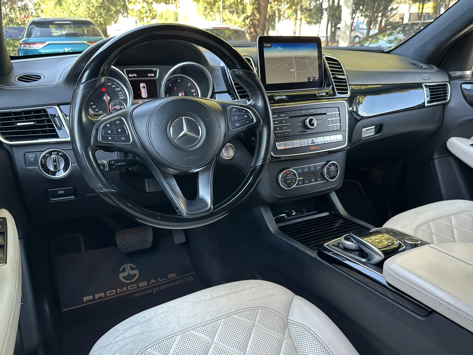 Mercedes-Benz GLS 350 d AMG Designo Alcantara – снимка 10