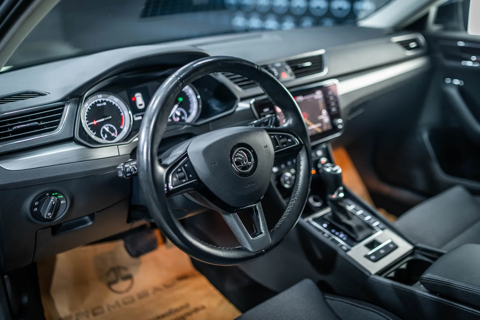 Skoda Superb Combi 2.0TDI 4X4 DSG *LED* – снимка 8