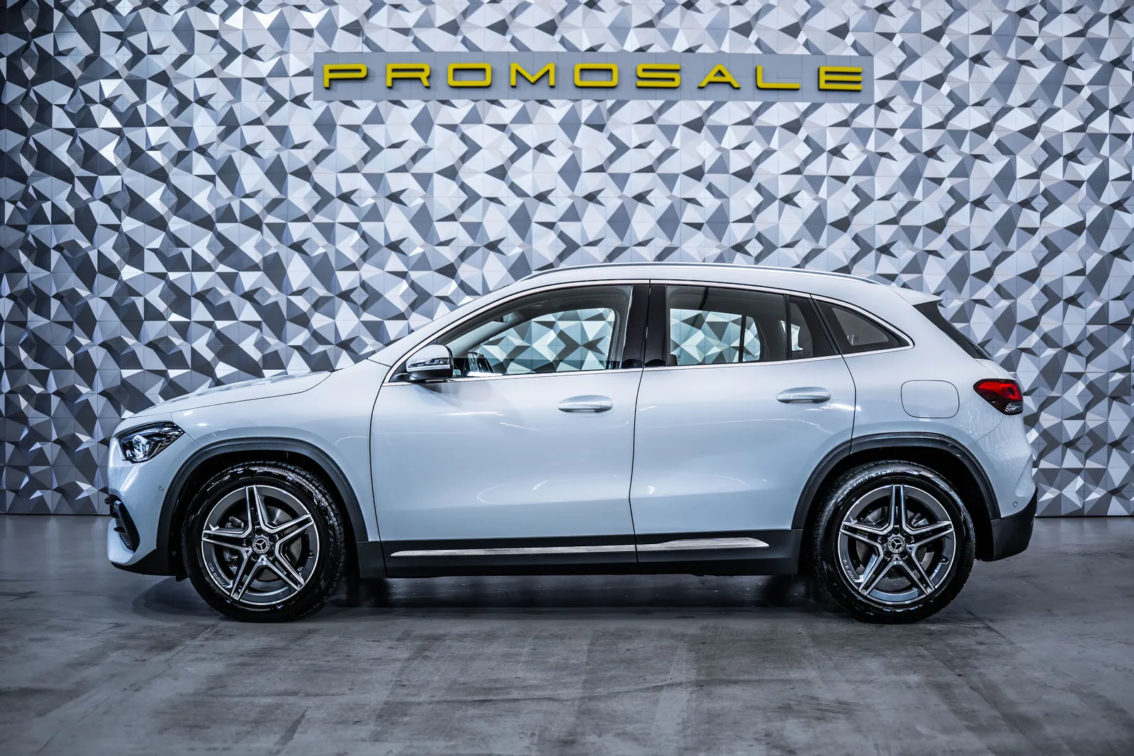 Mercedes-Benz GLA 220 d 4M AMG*Pano*Camera – снимка 3