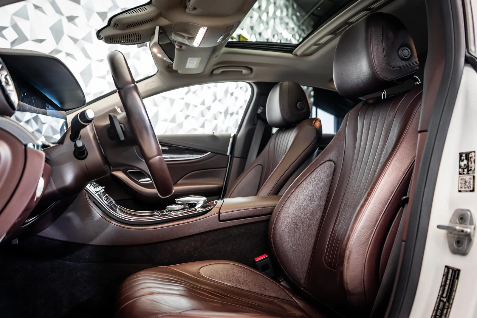 Mercedes-Benz CLS 350 d 4M AMG*AIR BODY* Burmester* – снимка 13